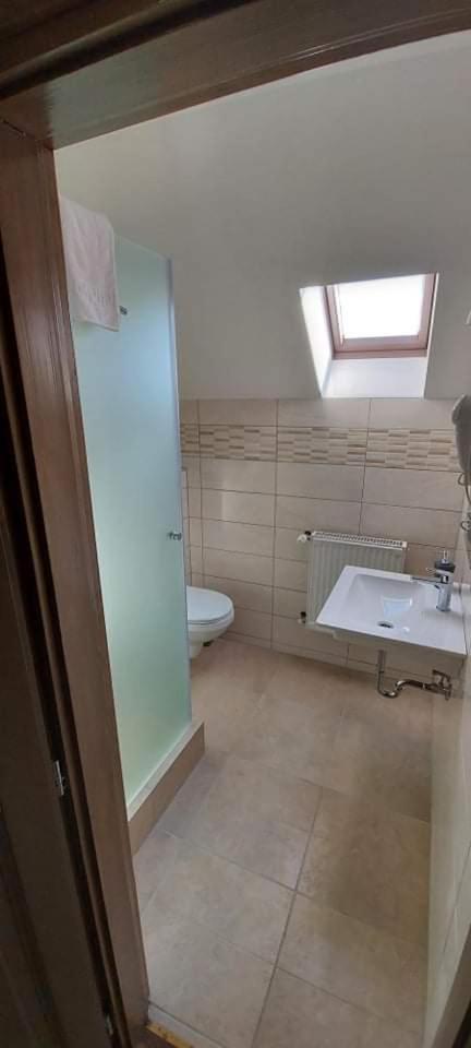 Soerpatika Vendeghaz Hotell Badacsonytomaj Rum bild
