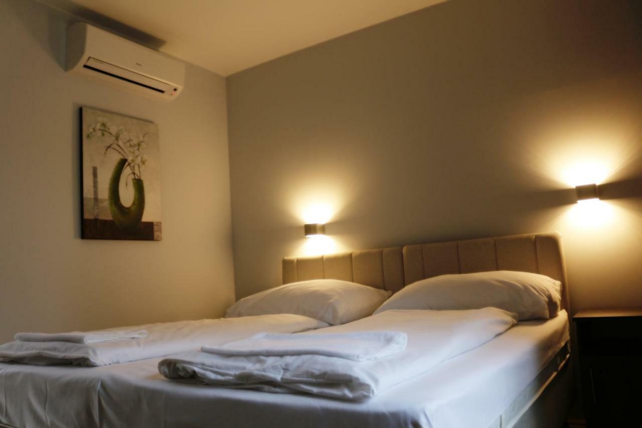 Soerpatika Vendeghaz Hotell Badacsonytomaj Exteriör bild