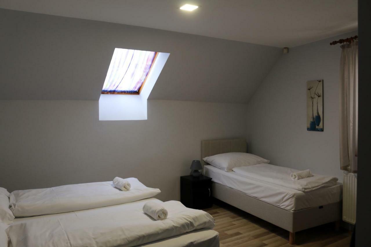 Soerpatika Vendeghaz Hotell Badacsonytomaj Exteriör bild